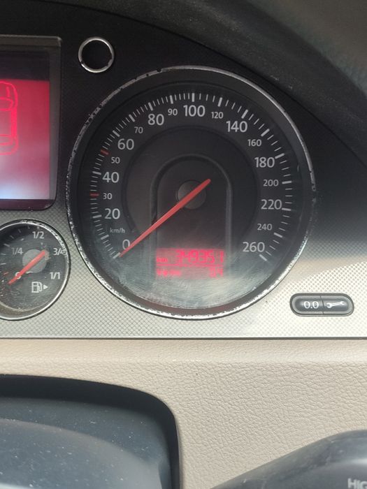 Vând passat 1.6 fsi