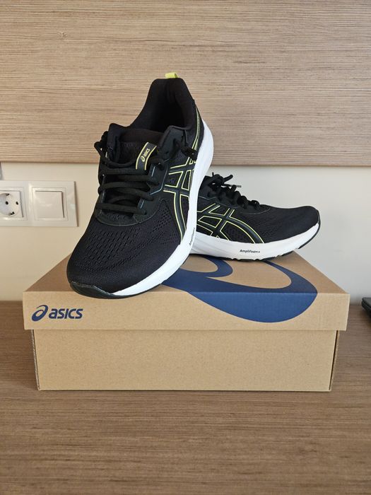 Маратонки асикс     44.5