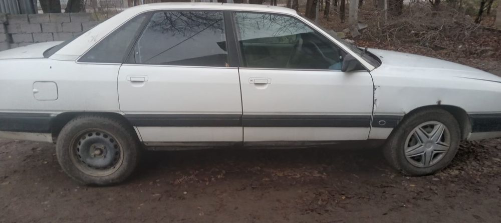 Ауди с 3 сатамын