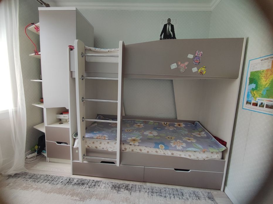 Двухярусная кровать