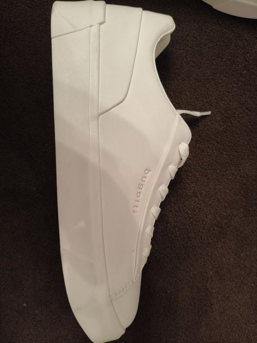 Кеды на шнуровке (кросовки) Bugatti