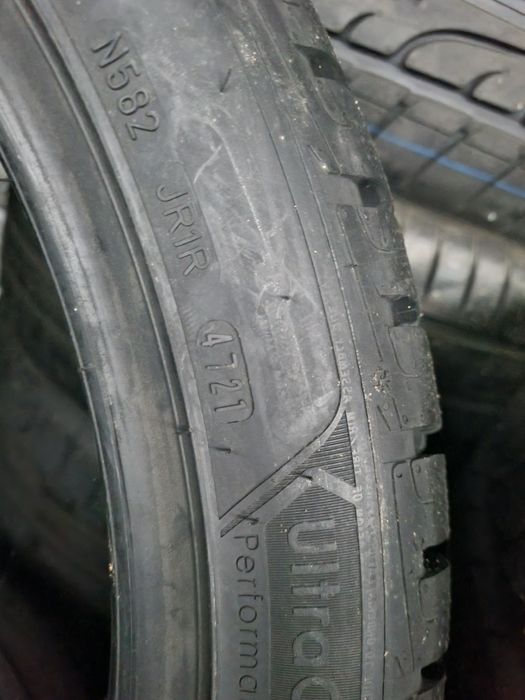 2 anvelope iarna noi 225 45 19 Goodyear