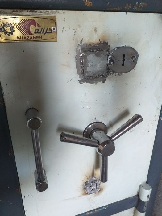 Сейф огнеупорный б/у