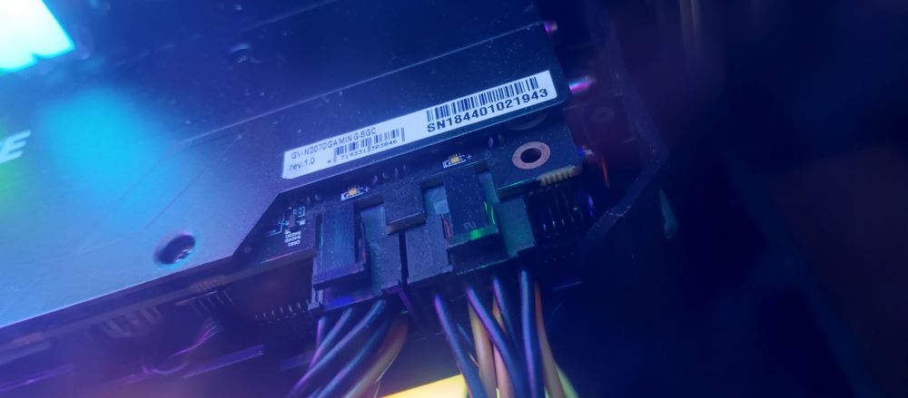 Продам видеокарту RTX 2070
