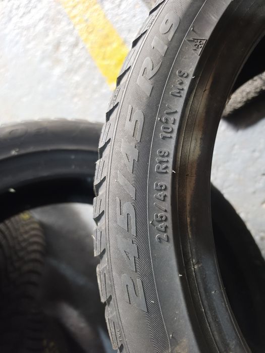 245 45 19 iarna pirelli
