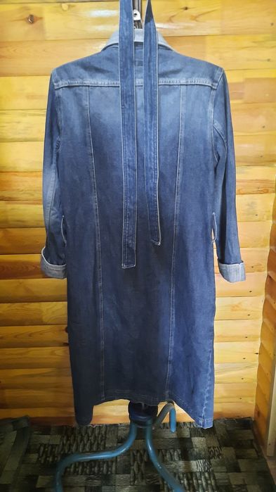 Джинсовка длинная. Размер 46--48.