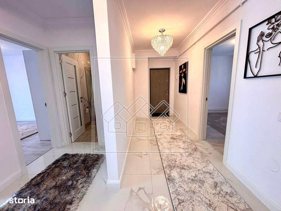 Penthouse de lux cu 5 camere, loc de parcare, ansamblu nou