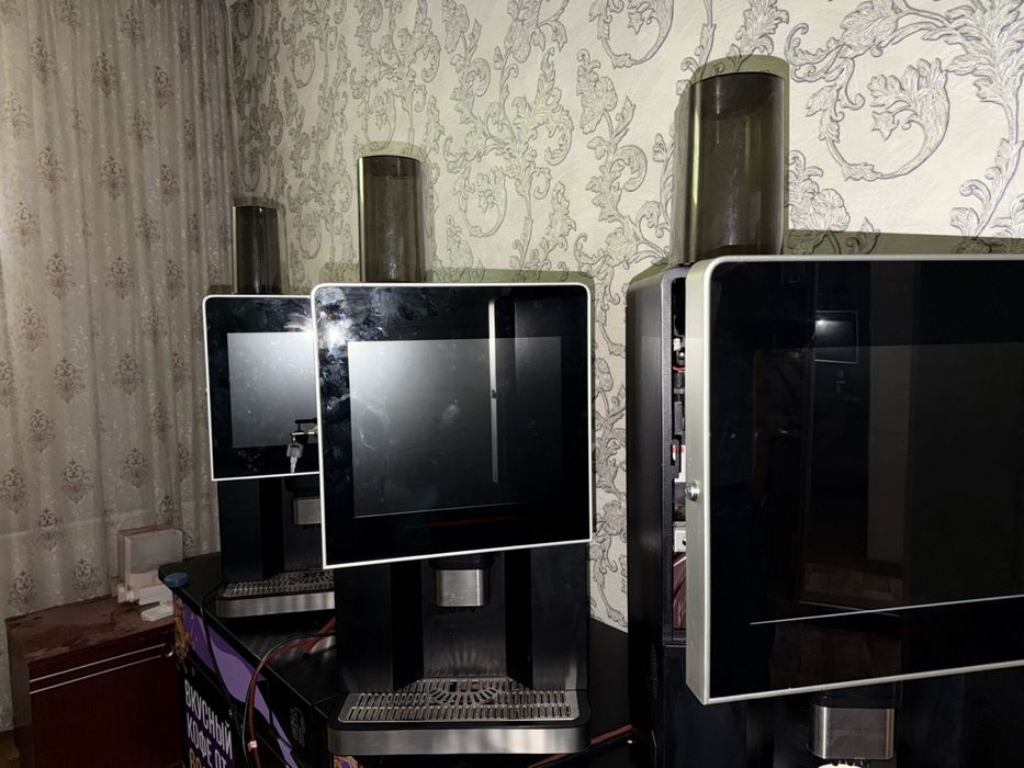 Продам 3 кофемашины под бизнес кофейн