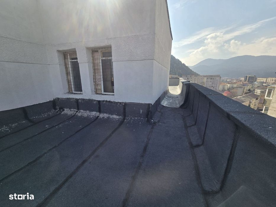 OFERTĂ: Apartament o cameră cu balcon bloc de apartamente!
