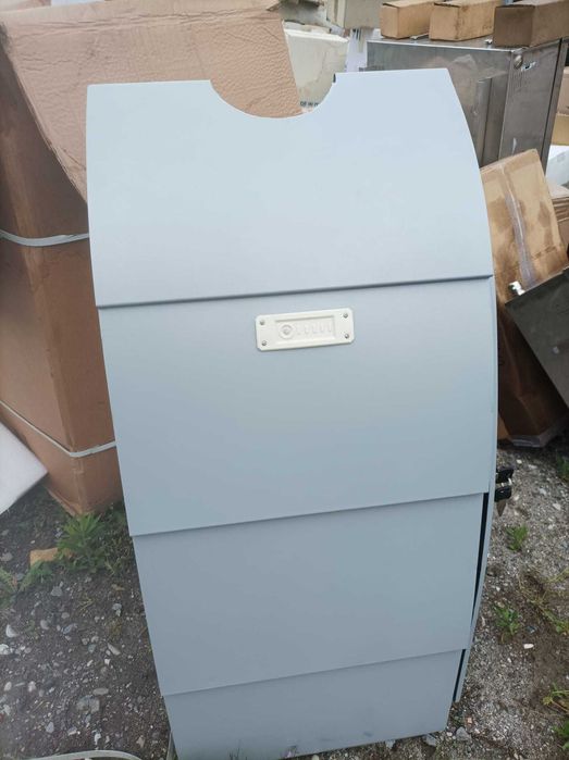 Dulap metalic stalp stradal cu energie solara