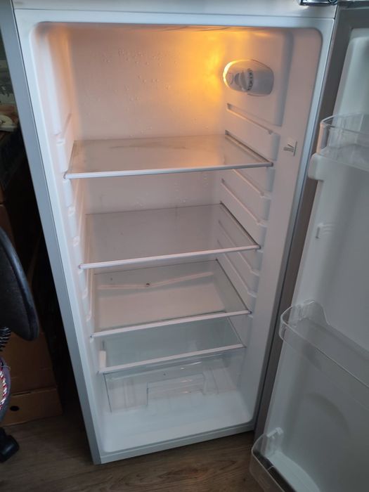Холодильник 2024г