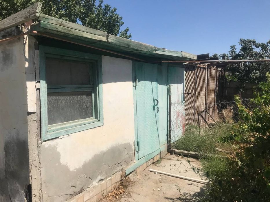 Dacha sotiladi oazisda