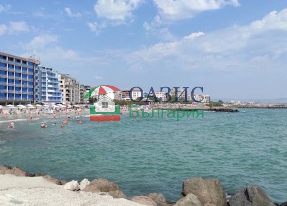 Апартамент с една спалня на първа линия море – нов комплекс "Burgas Bay", между Поморие и Сарафово, 91.96 кв.м,
