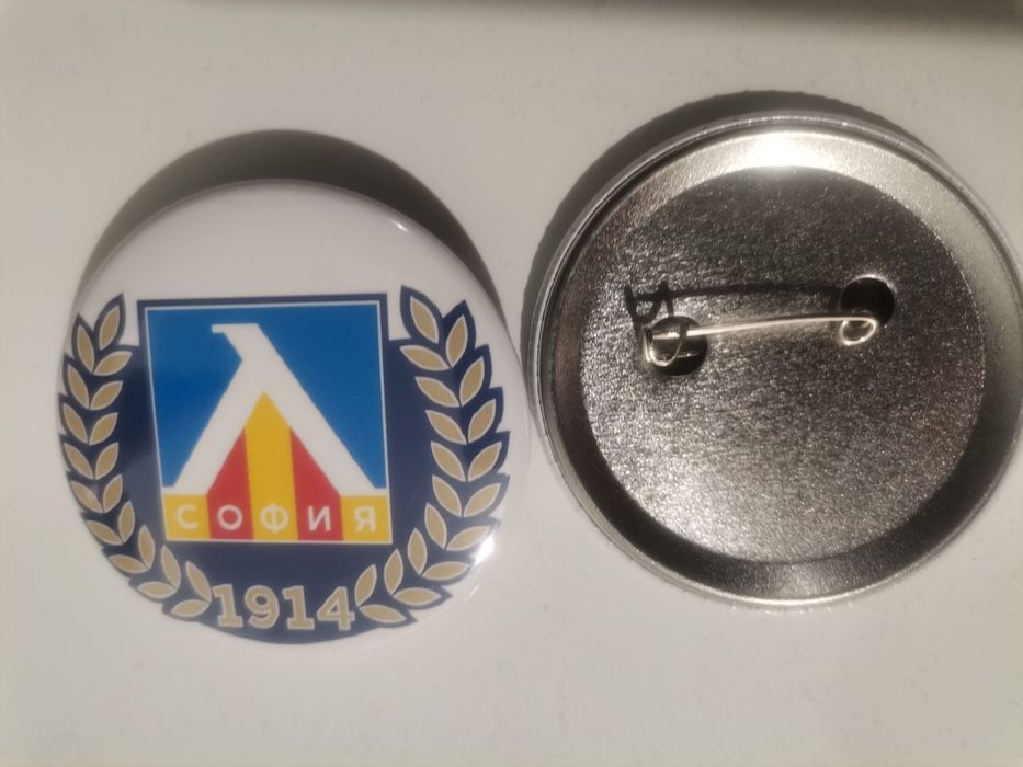 Значки и магнитни на Левски София