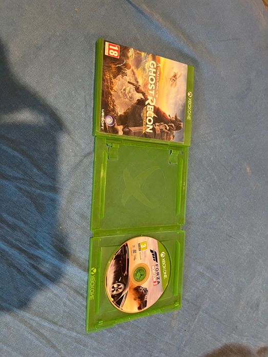 Продавам xbox one