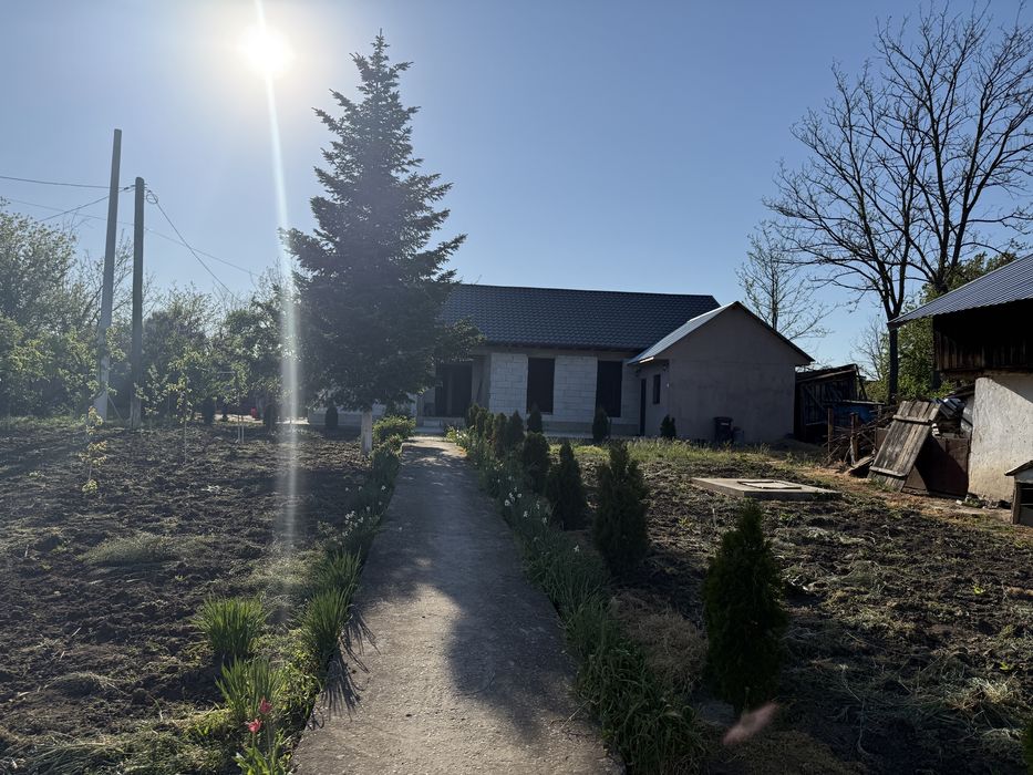 Casa de vanzare Sat Moscu