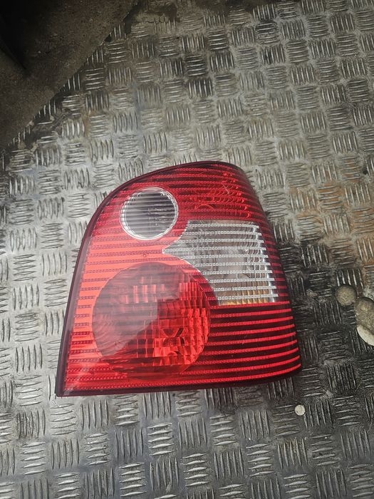 Lampa spate dreapta Volkswagen Polo 2001-2012 TYC 11-0171-01-2