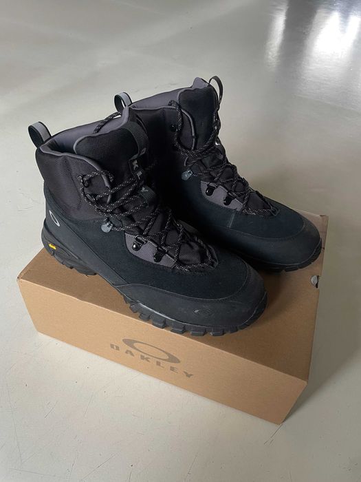 Vand Bocanci Oakley Vertex Black/Grey