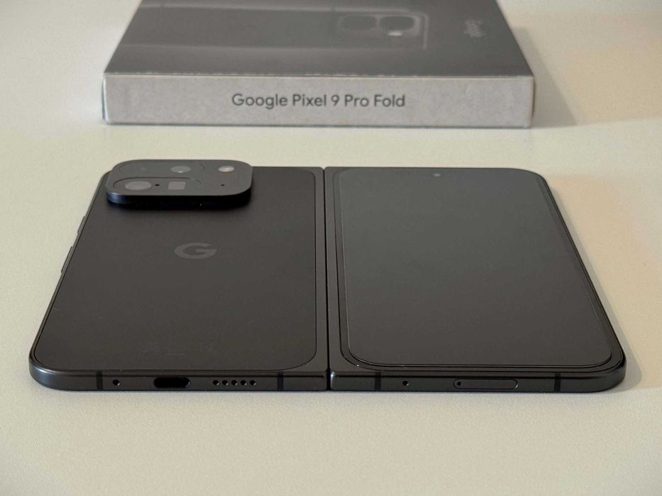 Бартер! Google Pixel 9 Pro Fold Obsidian (Черен)