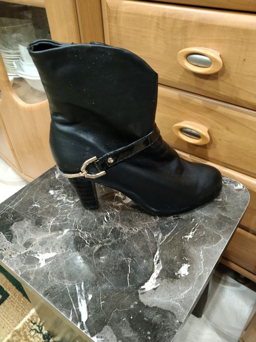 Продам сапоги женские