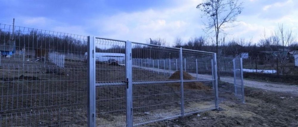 Meșter la garduri cu experiență în domeniul de peste 15 ani în constru