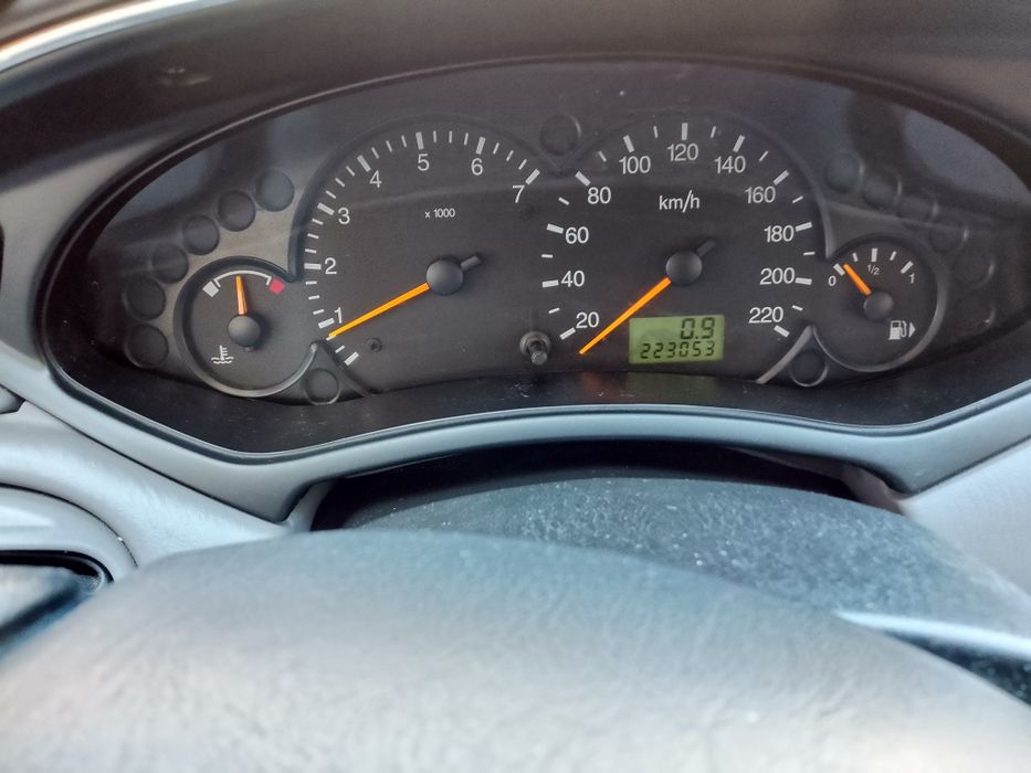 FORD Focus 2003 — imagine 4