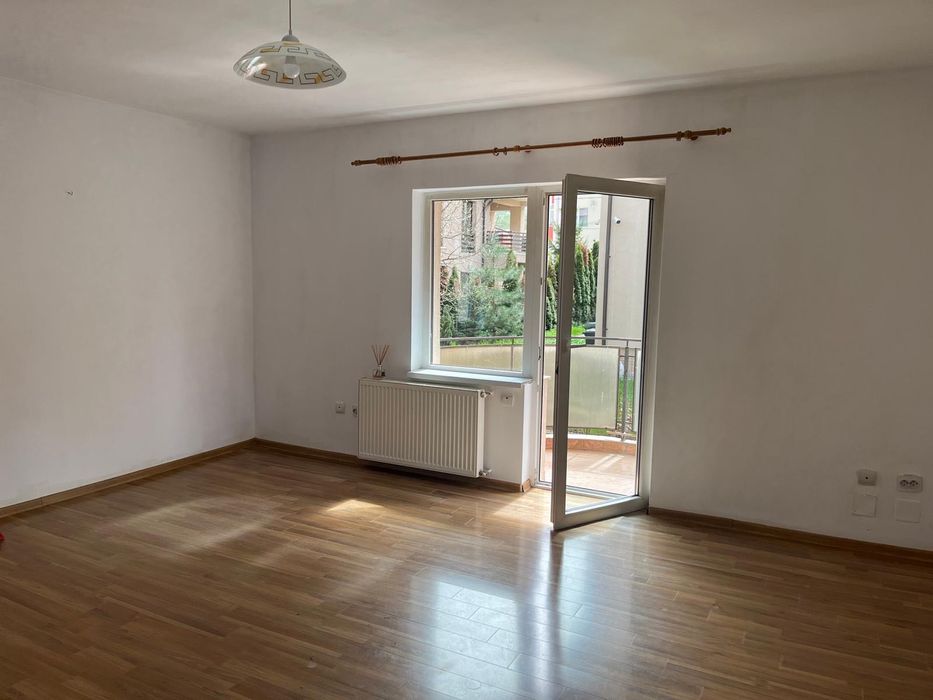 P.F. Închiriez apartament cu 2 camere Manastur 380€ ușor negociabil
