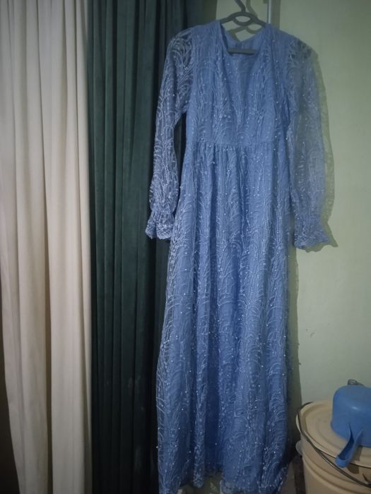 Toʻyga kiyishga. Vecherniy koʻylak