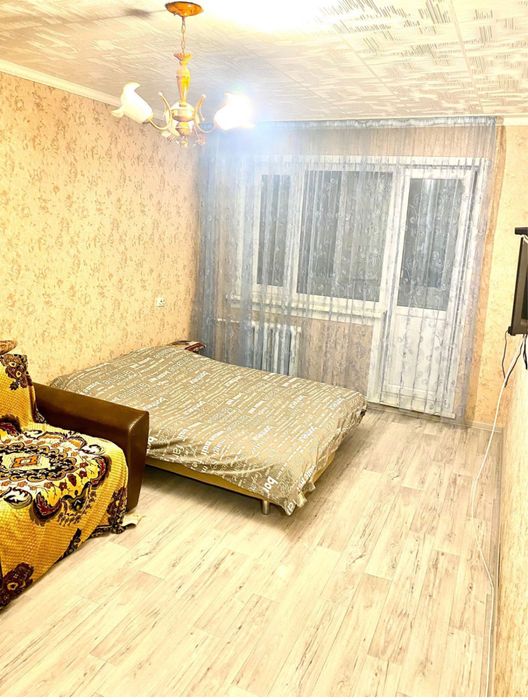 Сдам 1 квартиру по часам 5000 тенге