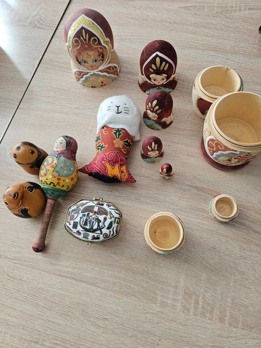 Руски матрьошки ръчно рисувани