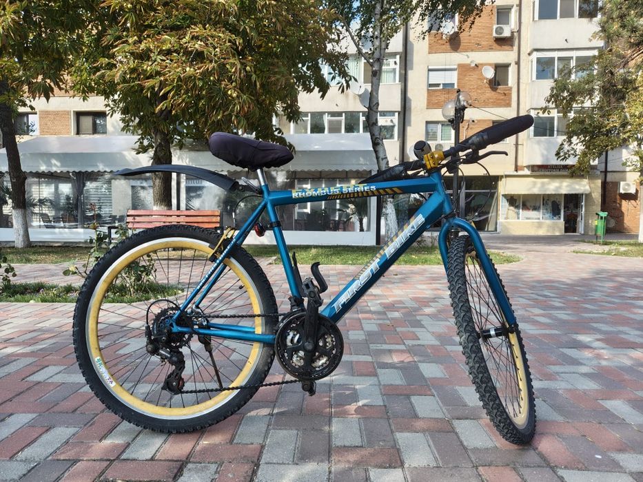 Bicicletă First Bike Rombus Series