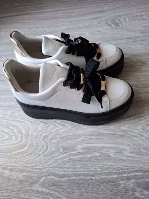 Pantofi dama   .