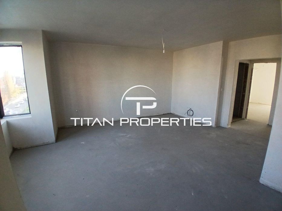 Продава се Тристаен апартамент в Пловдив, Кършияка - 97 кв.м за 2015 €/кв.м - Снимка #2