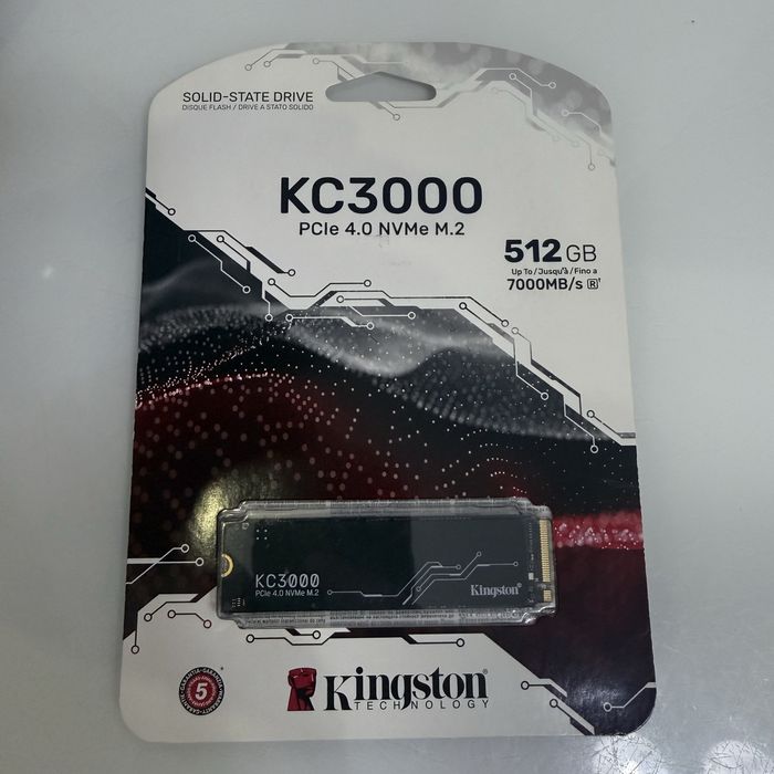 SSD Kingston KC3000/512 ГБ