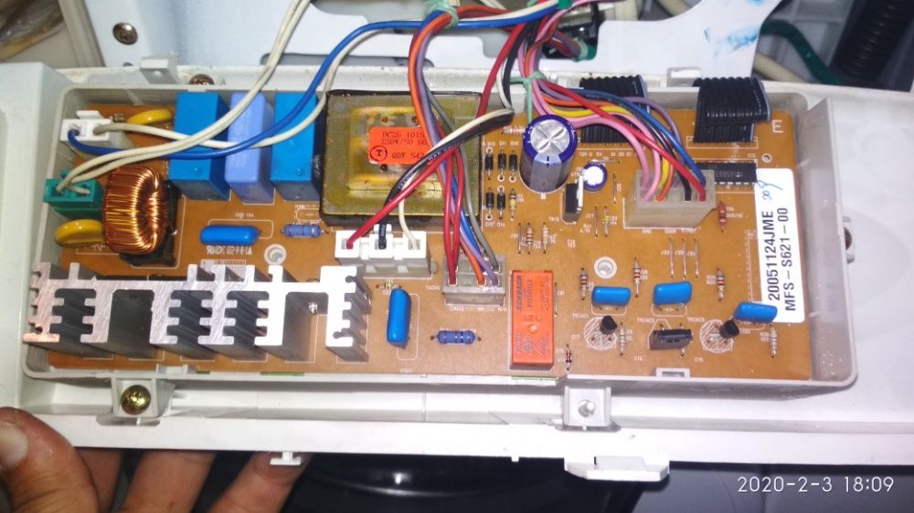 Ремонт любой сложности и обслуживание бытовой техники.