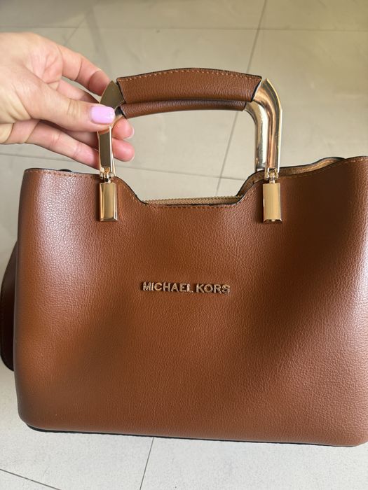 Елегантна дамска чанта Michael Kors – Цвят Карамел/Cognac