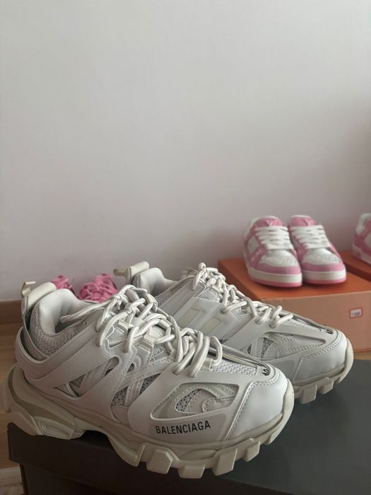 Balenciaga tracks grey