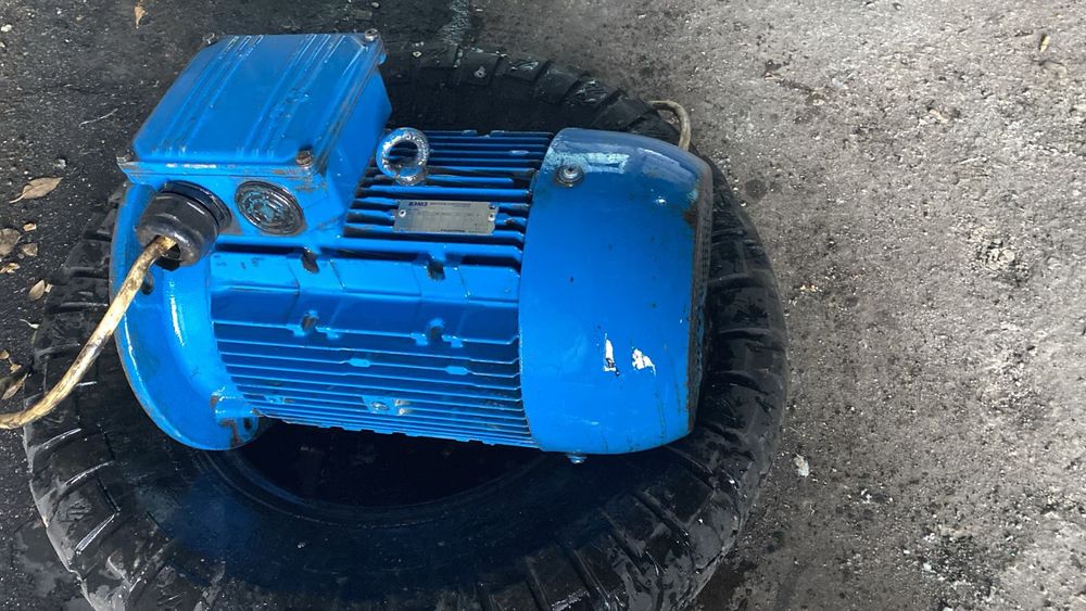 Электро двигатель Асинхронный