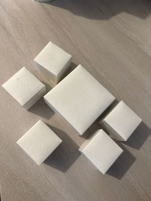 Кутии от бижута Pandora