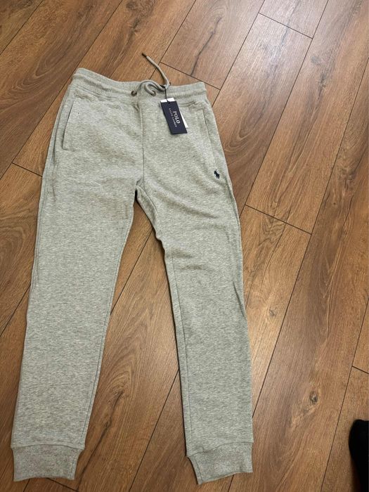 Чисто ново долнище Polo Ralph Lauren в сив цвят размер M