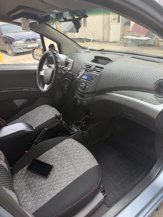 Продам свой спарк 2014 года