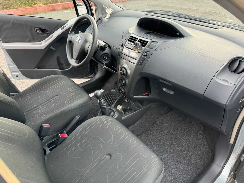 TOYOTA Yaris 0 — imagine 5