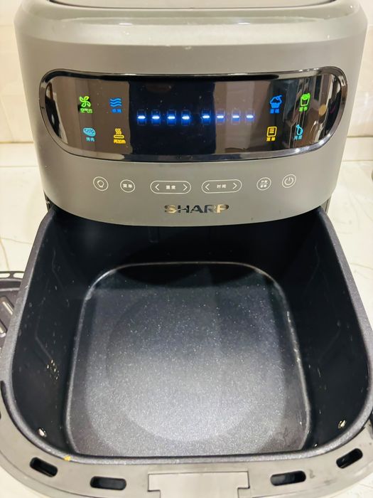 Продам аэрогриль Sharp E60VL-H 6L