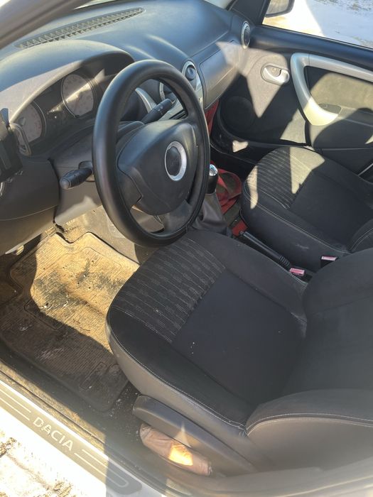 Dezmembrez logan 2012 1.5dci