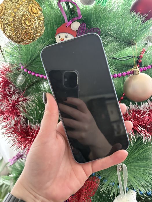 Продам iPhone 14