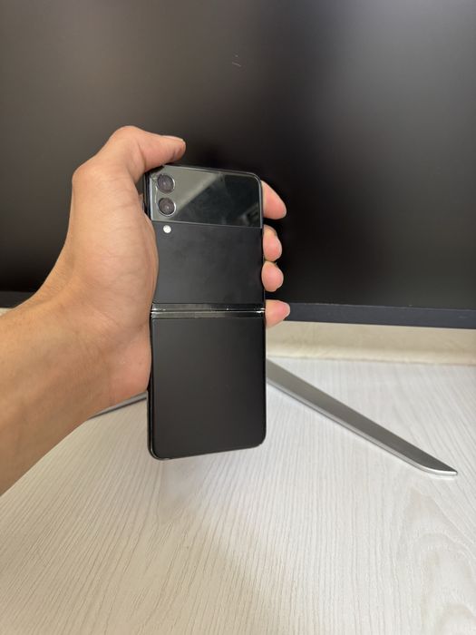 Samsung Z flip 3 8/256gb