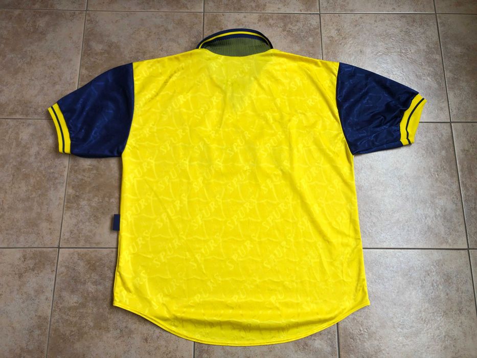 Tottenham Hotspur футболни тениски