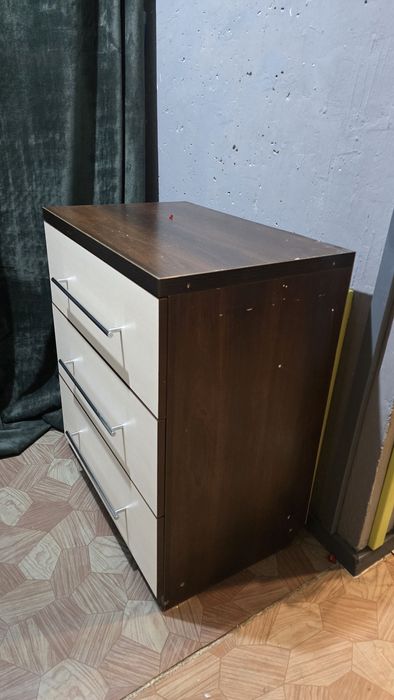 Комод. Самовывоз.