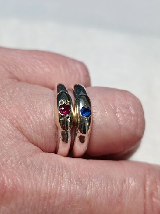 Vând 3 inele din argint și aur 14k.