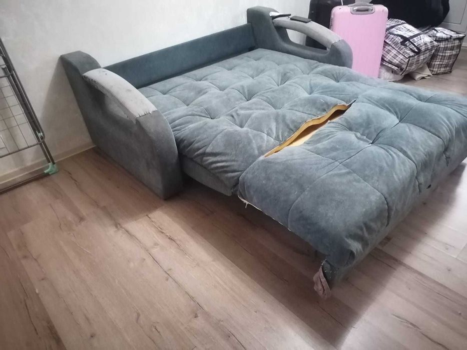 Отдам диван бесплатно